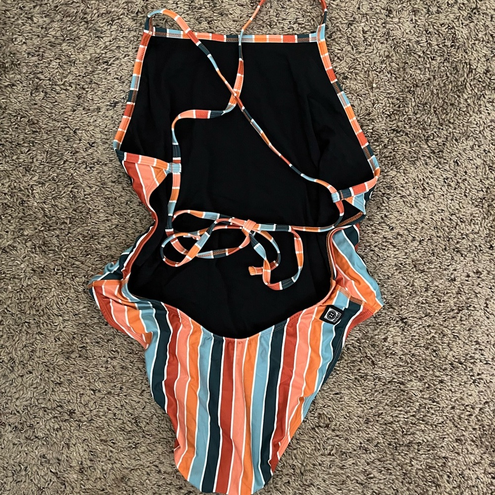 Jolyn One Piece